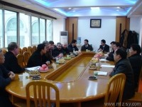 公司與俄羅斯專家開展業(yè)務(wù)交流