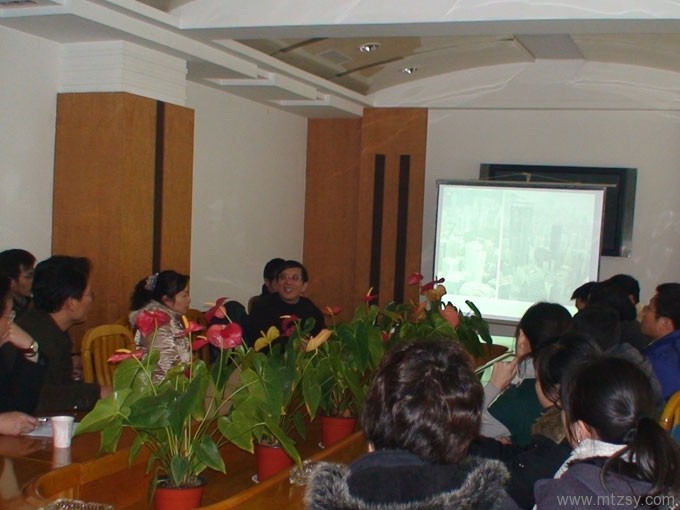 香港城市大學(xué)專家來公司交流