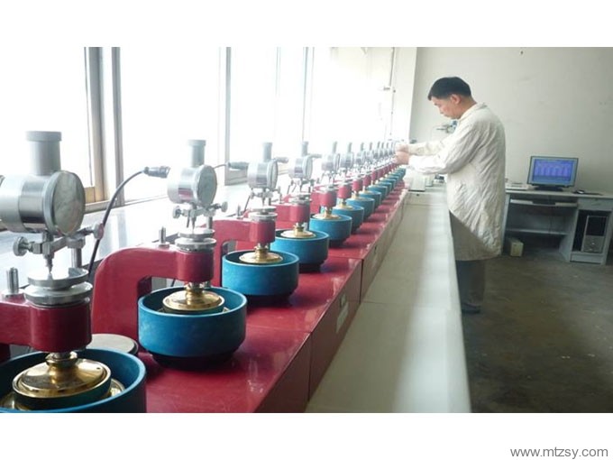 公司土工化驗(yàn)室